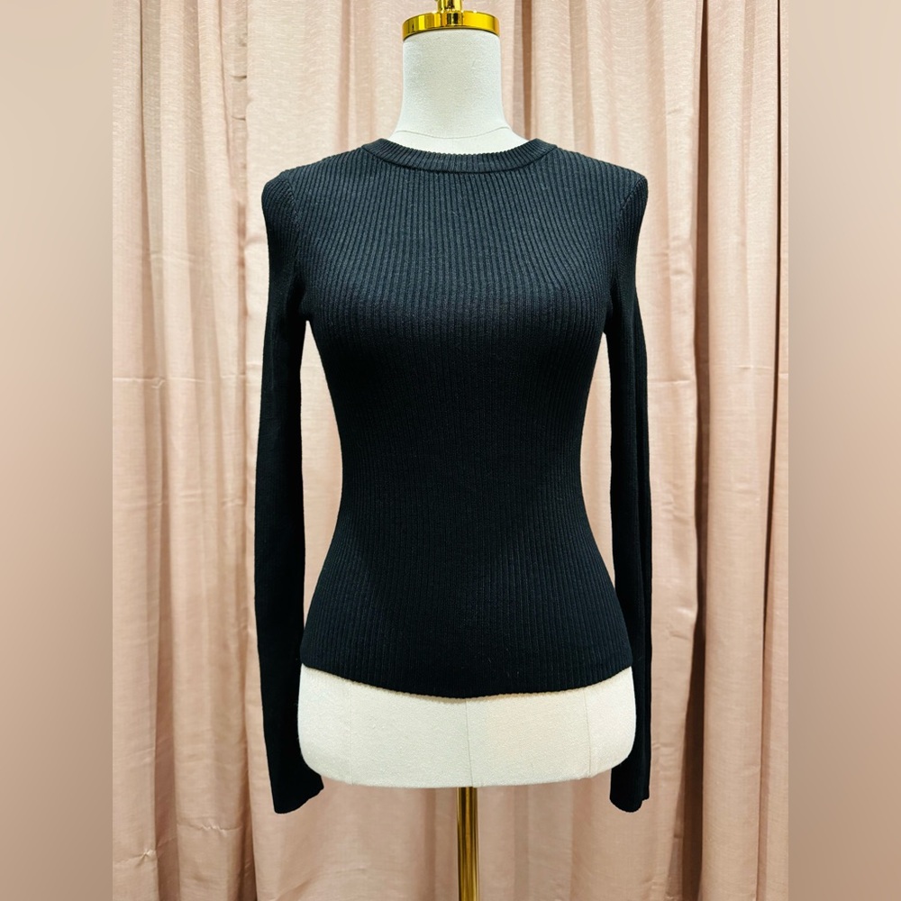 Ribbed Black Long Sleeve Fitted Sweater Minimal Basic Top S